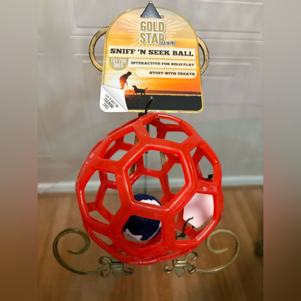 Gold Star Sniff 'N Seek Ball for Dogs